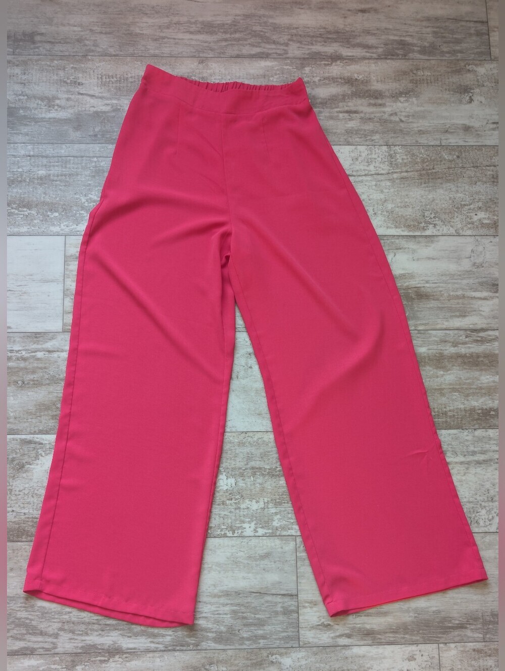 Lulumari Fuchsia Elastic Waist Pants